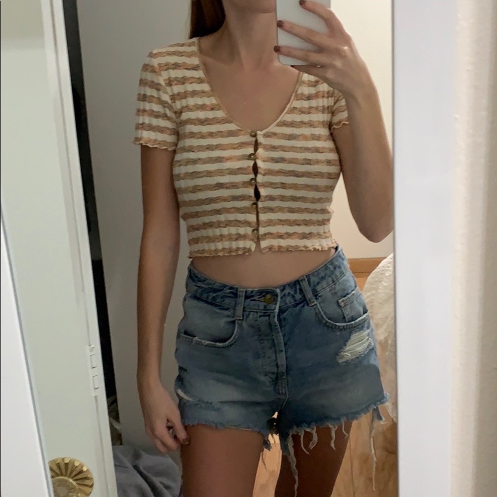 BDG urban outfitters button up crop top